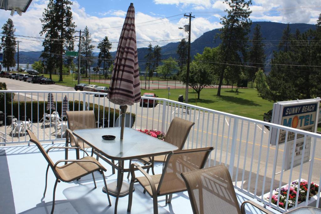 Sunny Beach Motel Penticton Exteriér fotografie